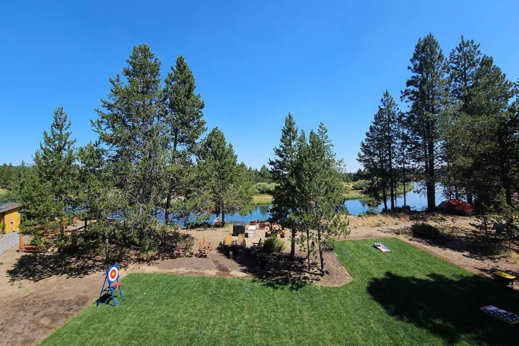 Beautiful Riverfront Near Mt Bachelor With Hot Tub بيند المظهر الخارجي الصورة