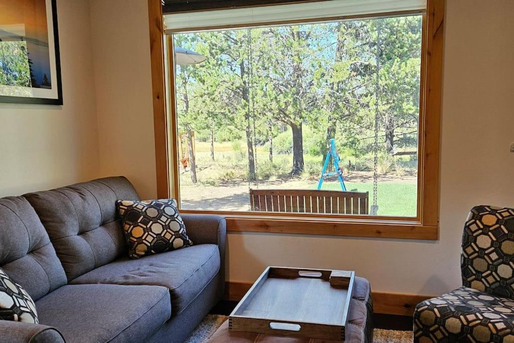 Beautiful Riverfront Near Mt Bachelor With Hot Tub بيند المظهر الخارجي الصورة