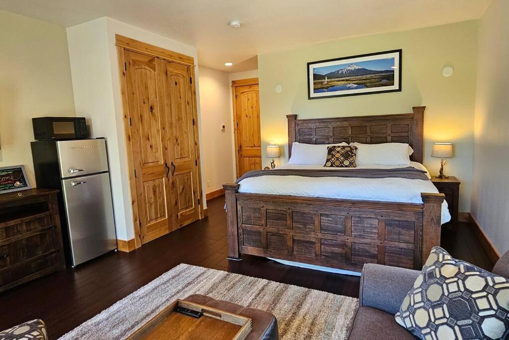 Beautiful Riverfront Near Mt Bachelor With Hot Tub بيند المظهر الخارجي الصورة