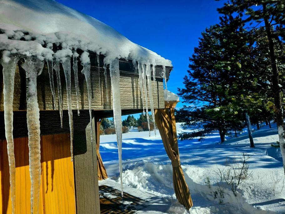 Beautiful Riverfront Near Mt Bachelor With Hot Tub بيند المظهر الخارجي الصورة