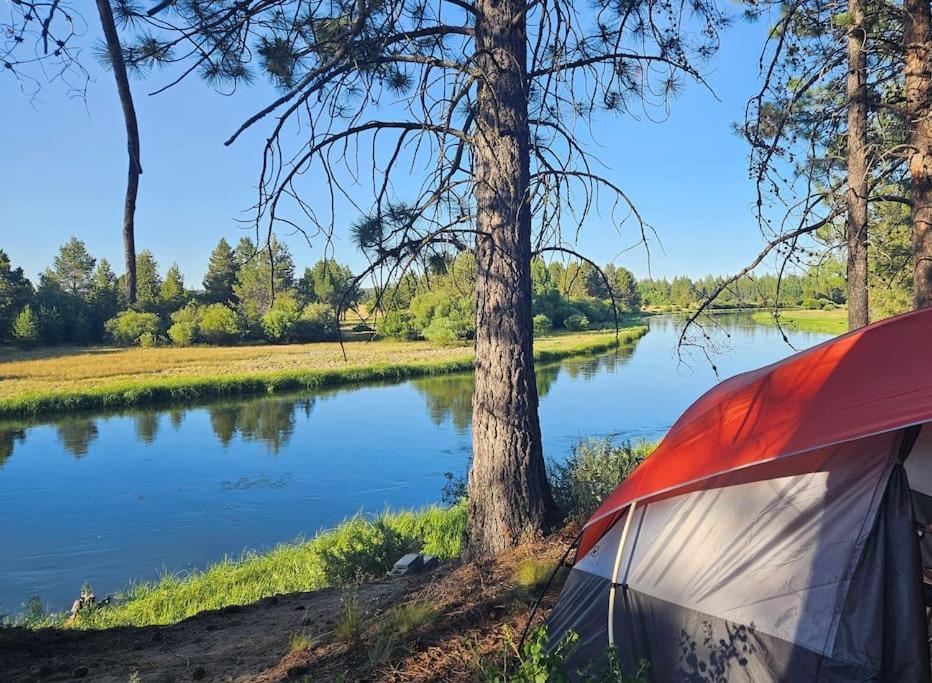 Beautiful Riverfront Near Mt Bachelor With Hot Tub بيند المظهر الخارجي الصورة